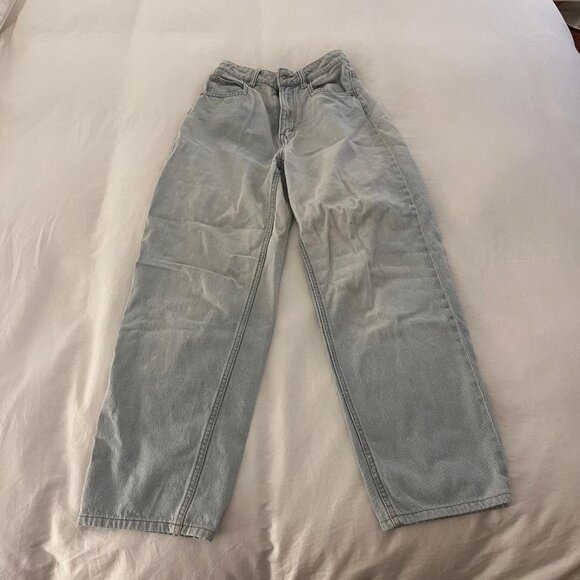 Cute flattering soft straight leg jeans 24/25 light wash - Picture 3 of 4